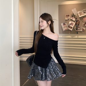 Women's Slim Fit One-Shoulder Long Sleeve Top and A-Line Sequin Skirt Set - Style e0e897